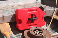 Load image into Gallery viewer, 1 Gallon Gasoline Container